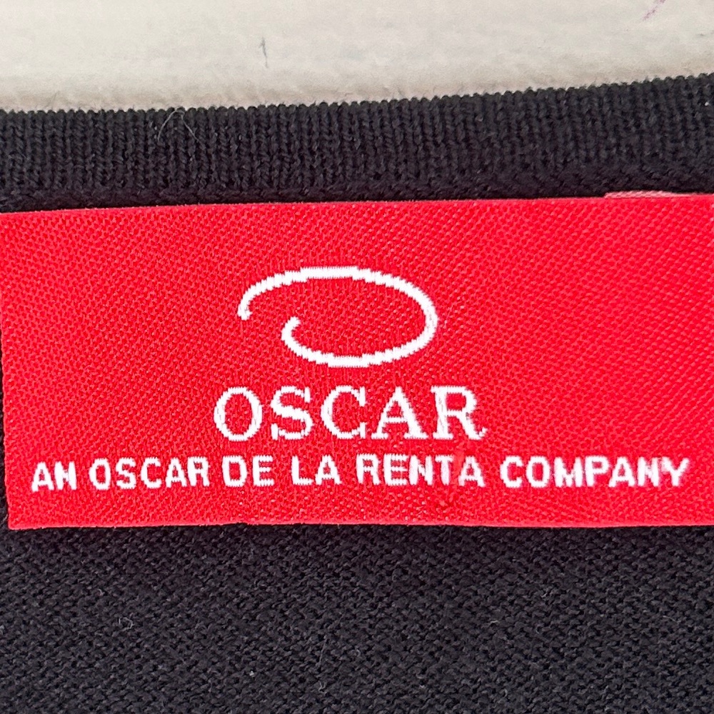 OSCAR DE LA RENTA Silk Blend Scoop Neck Tee Parisian Luxury Basic Top Size S / M - Picture 2 of 10
